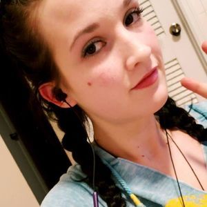 Meet your Posher, Paige